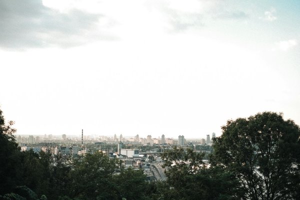 Create Unforgettable Memories: The Definitive Guide to Planning a Romantic Private Boat Cruise on the Thames